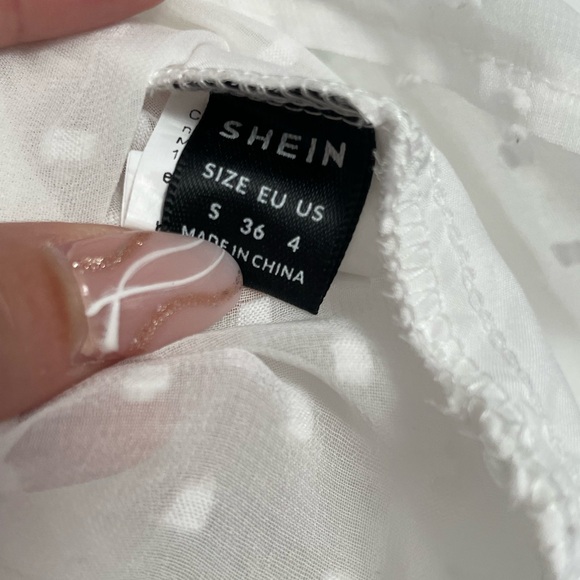 shein swiss dot cut out front halter neck blouse - Picture 5 of 9